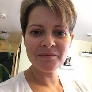 Meet your Posher, Debbie